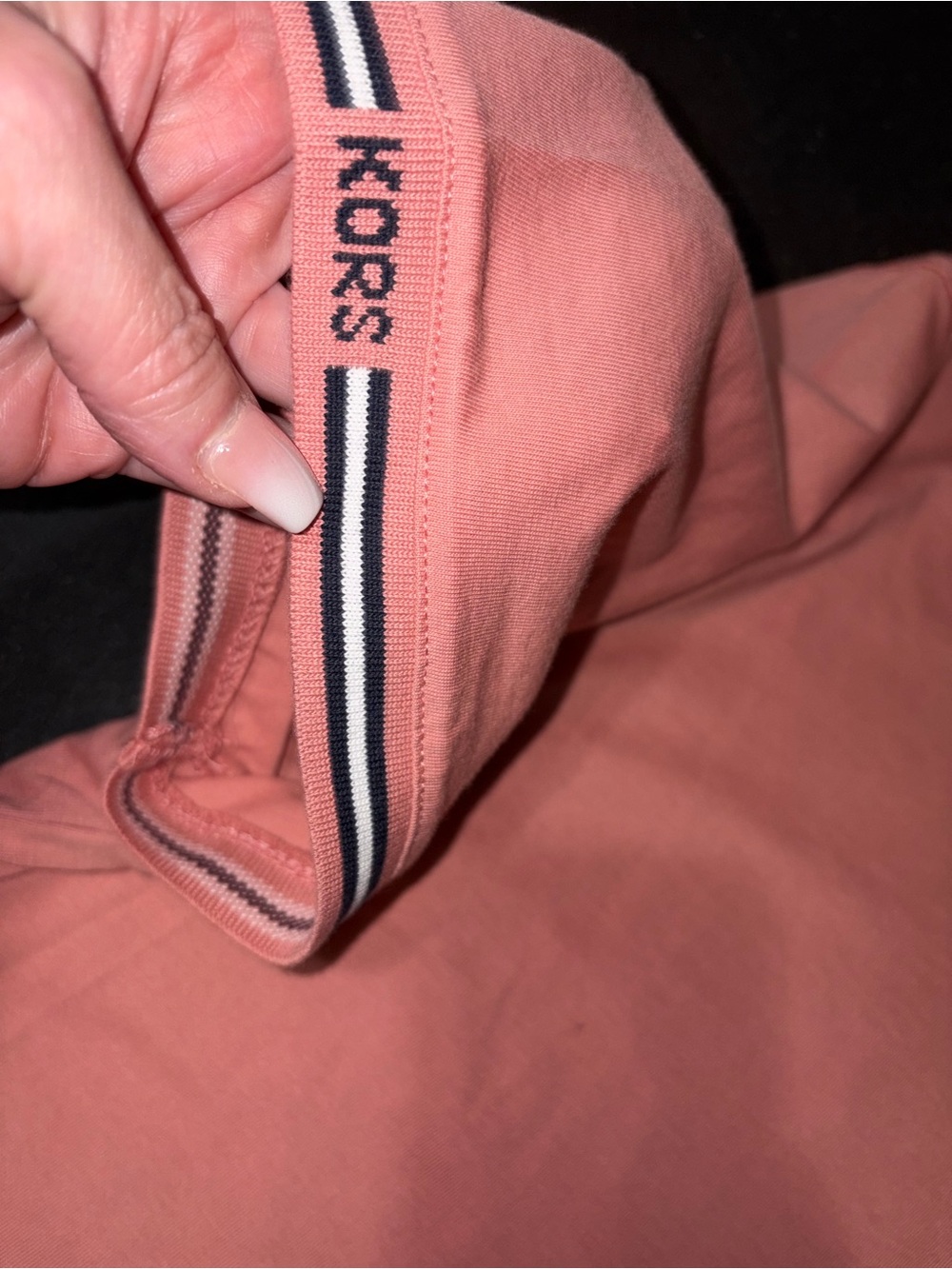 Michael Kors Men's Coral Salmon Short Sleeve Crewneck Tee with Contrast Trim - Picture 2 of 4